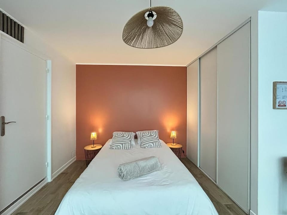 Charmant studio avec terrasse Apartment in Normandy