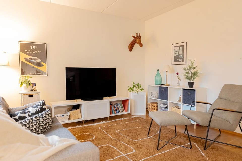 TV and multimedia, Living room, Seating area