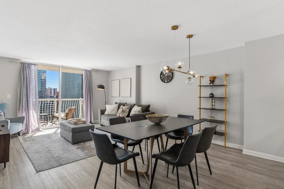 Living room, Seating area, Dining area