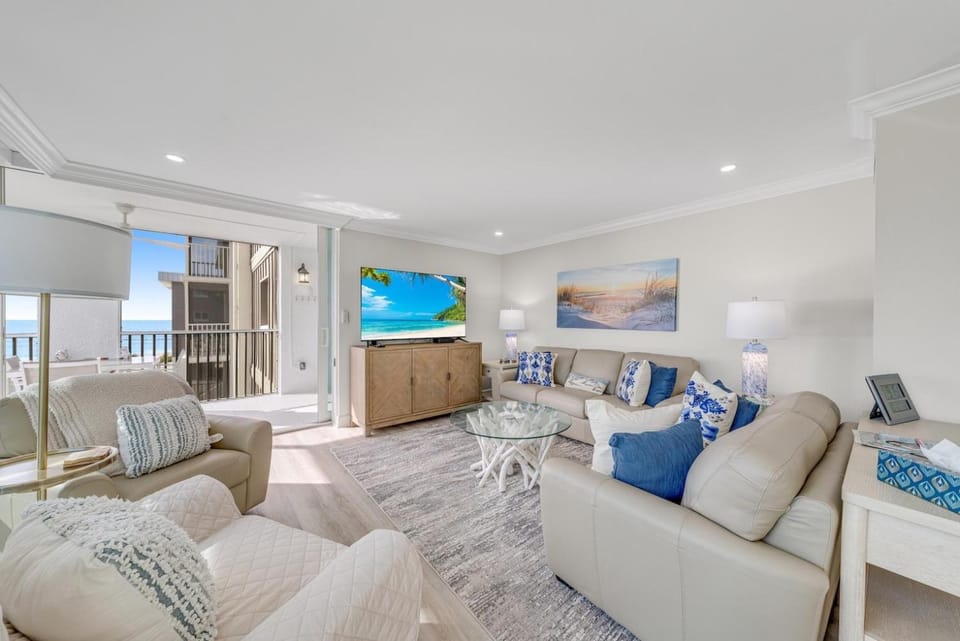 Island Beach Club #320E House in Sanibel Island