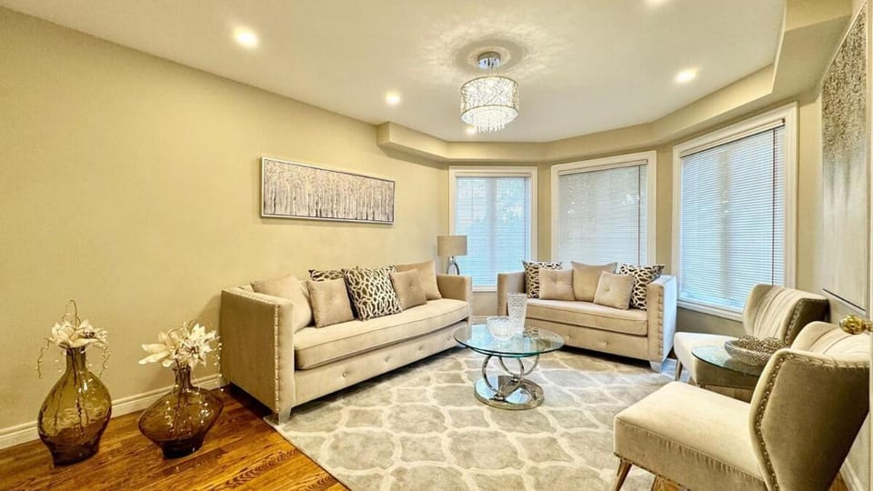 Living room, Decorative detail, Seating area