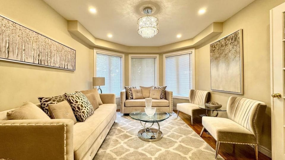 Living room, Decorative detail, Seating area