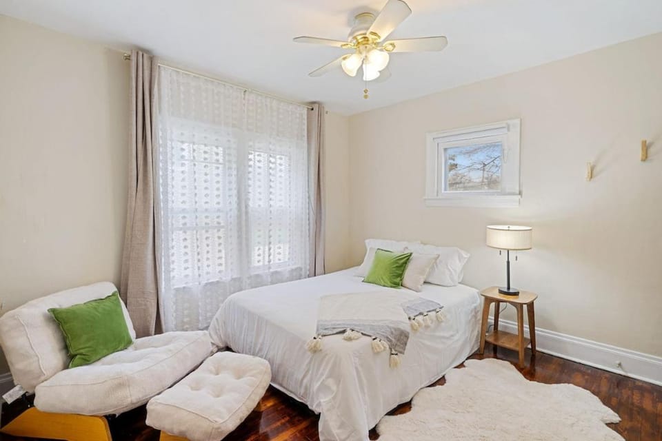Dog-Friendly Lakewood Stay Near Cleveland & Lake Apartment in Lakewood