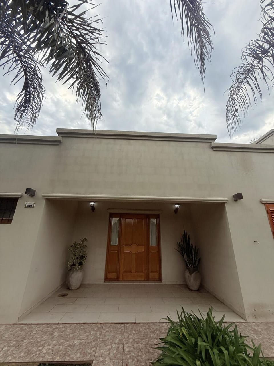Casa sakura House in Buenos Aires Province