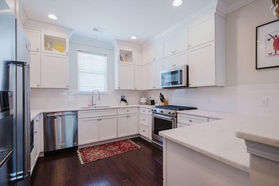 Kitchen or kitchenette, kitchen