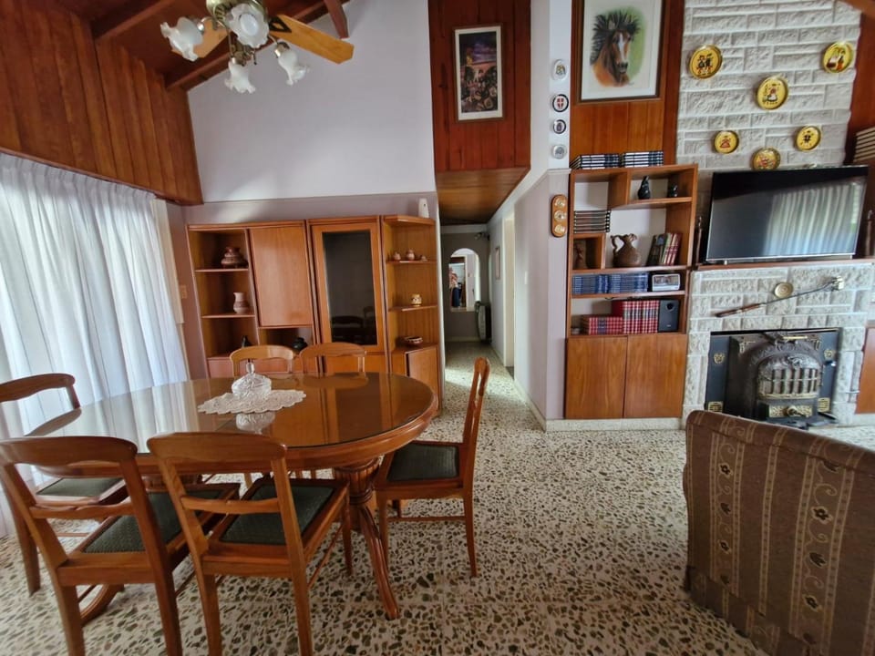 Casa Castelli House in Mar de Ajó