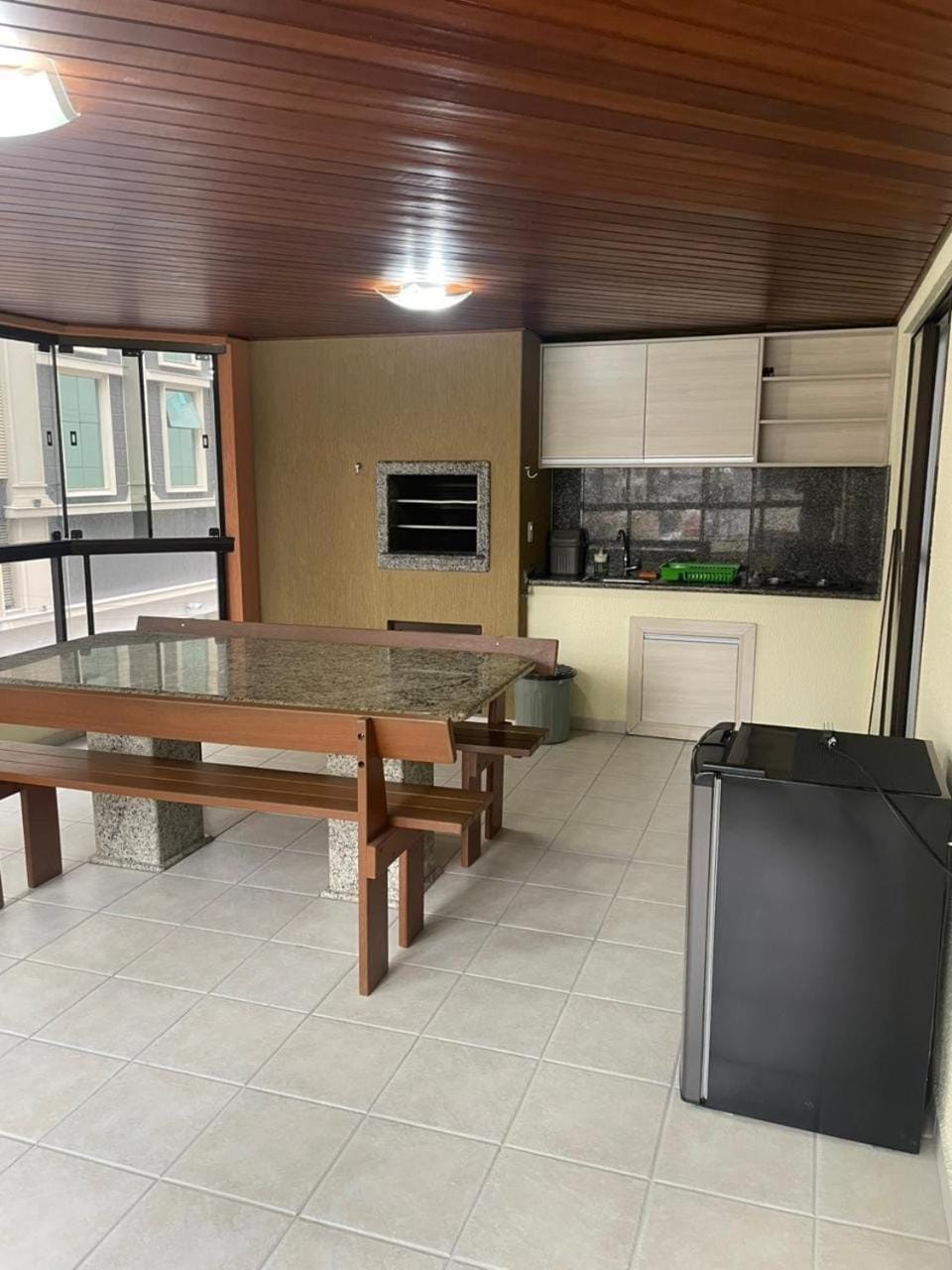 Apartamento em Meia Praia, Itapema, 190m do mar, 3 quartos, sendo 1 suíte! Apartment in Itapema