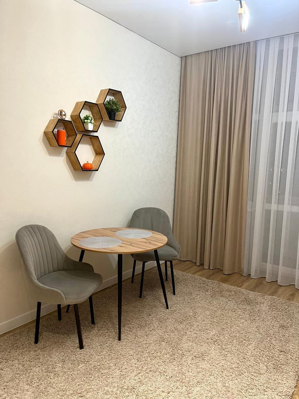 Living room, Dining area