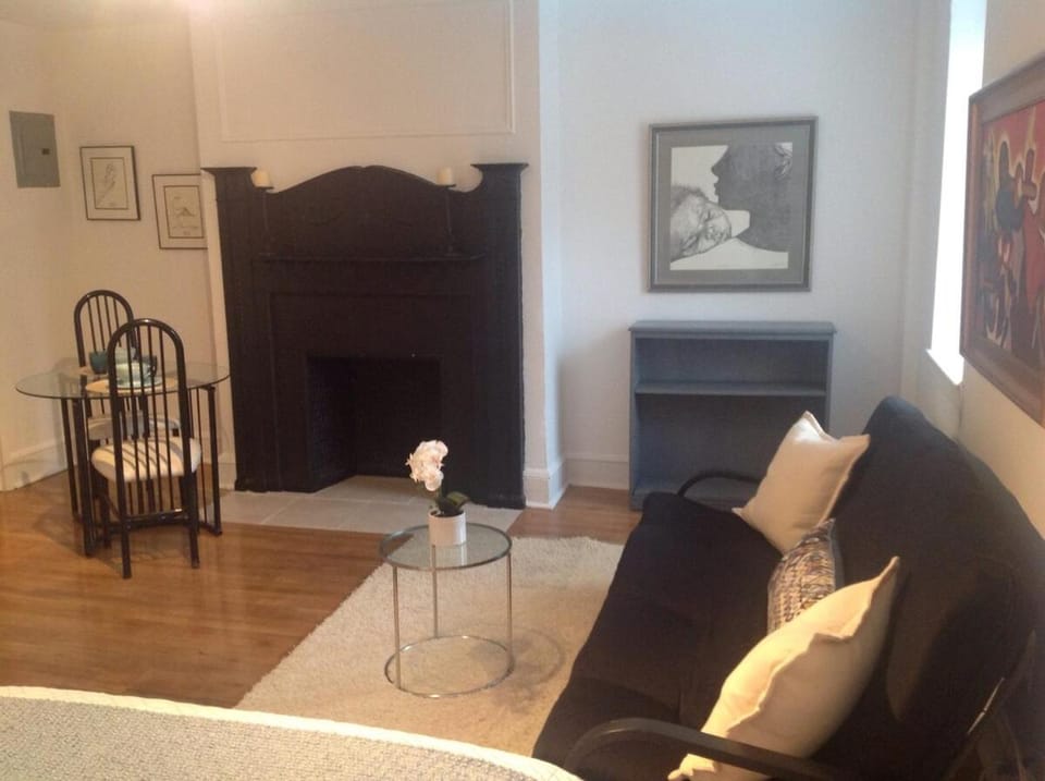 Historic Striver's Row Apartment Apartment in Harlem