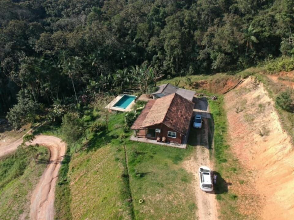 Pool amid the green House in Blumenau