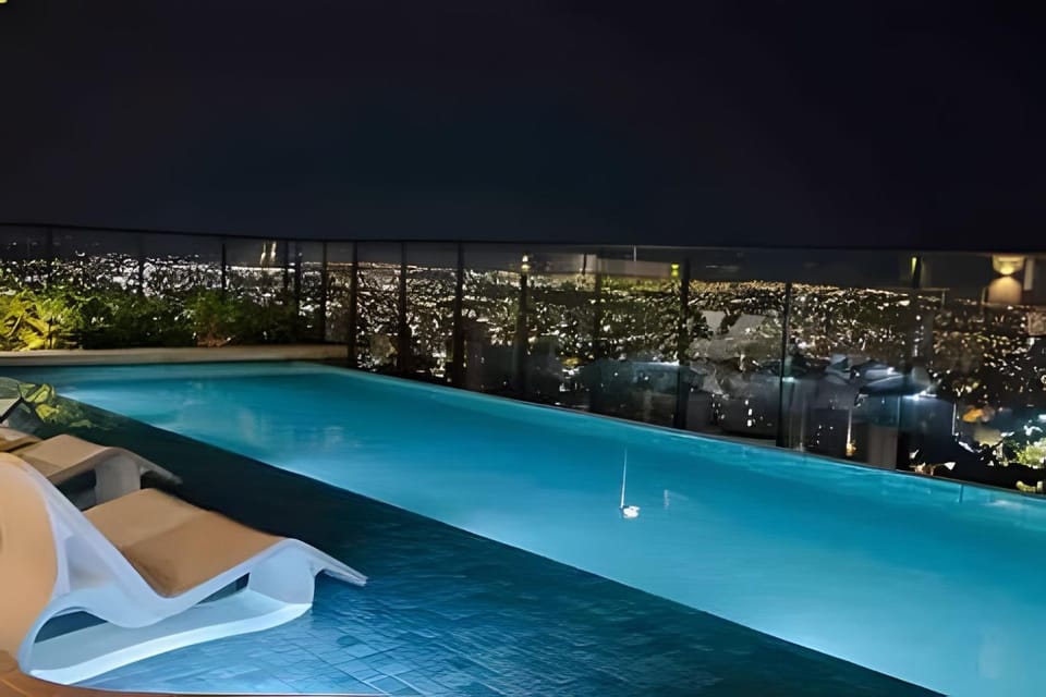 Swimming pool, Swimming pool