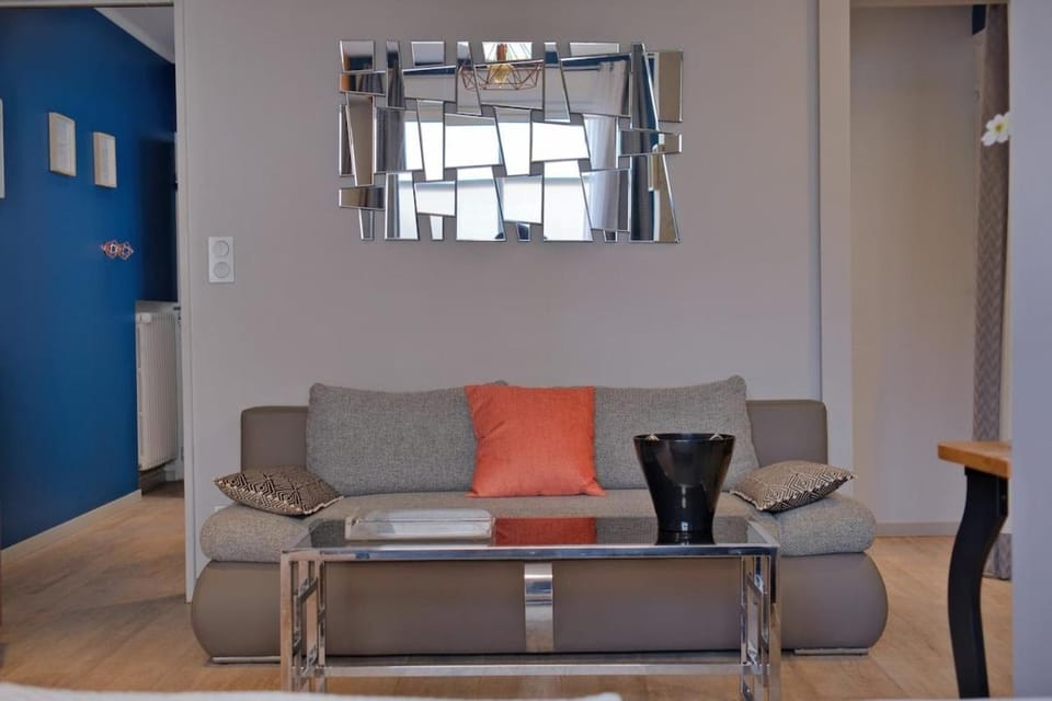 Suite & Spa - Jacuzzi - Sauna Apartment in Reims