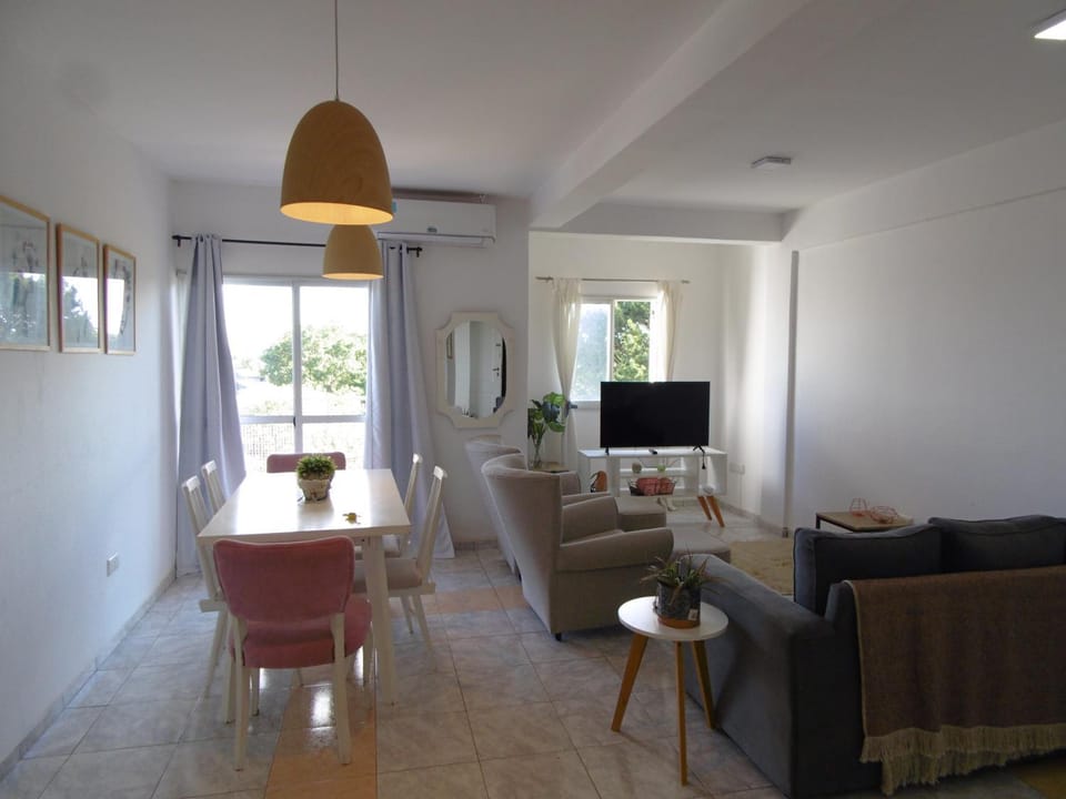 Communal lounge/ TV room, Living room, Dining area