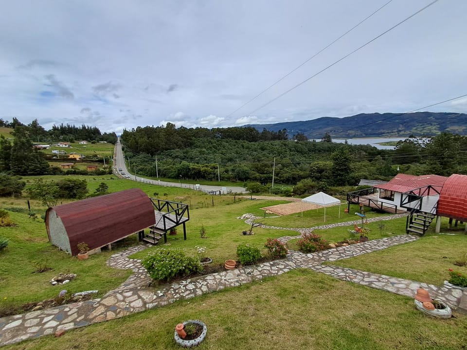 Natural landscape, Garden view, Mountain view