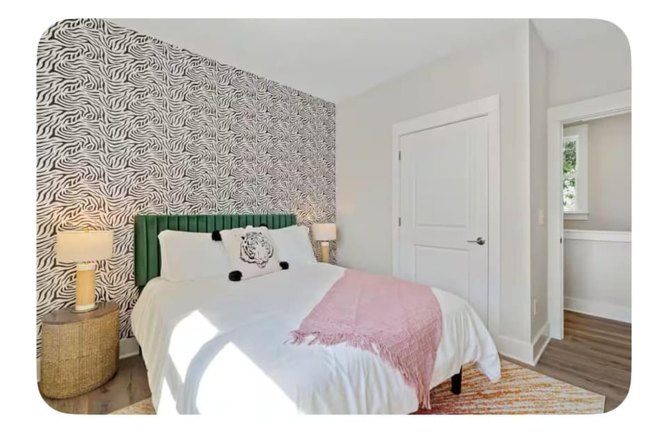Brand New 3 Bed 3 Bath Modern Home in Downtown House in Raleigh