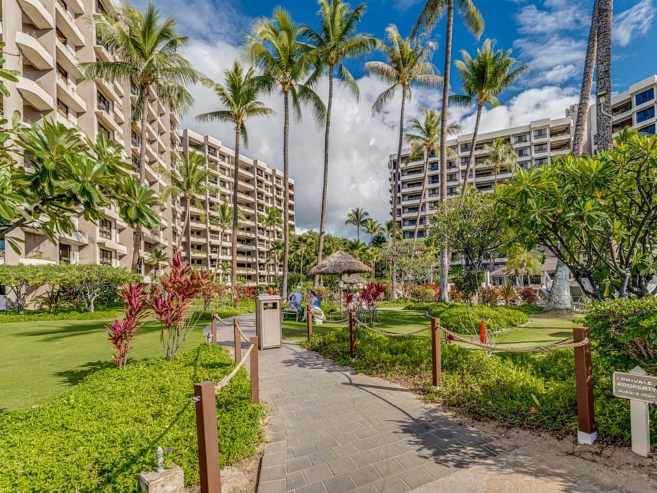 Kaanapali Alii 2 Bedroom Partial Ocean View House in Kaanapali
