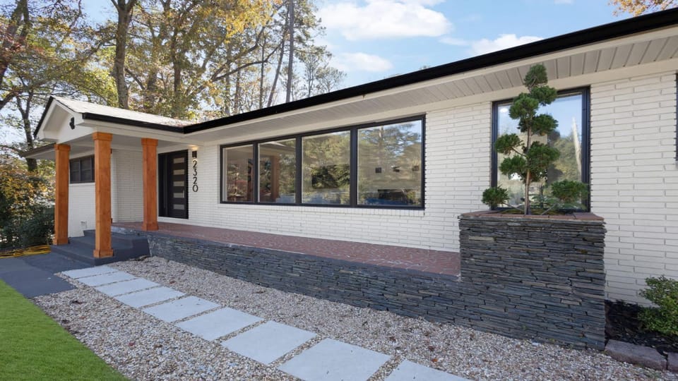 Property building, Spring, Day, Garden, Garden view