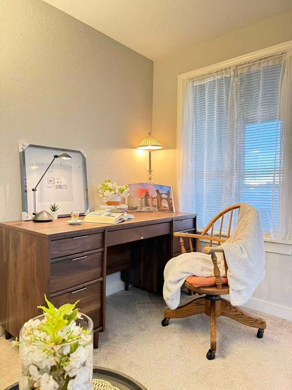Pet Friendly Bellevue Condo with Stunning City Views House in Bellevue