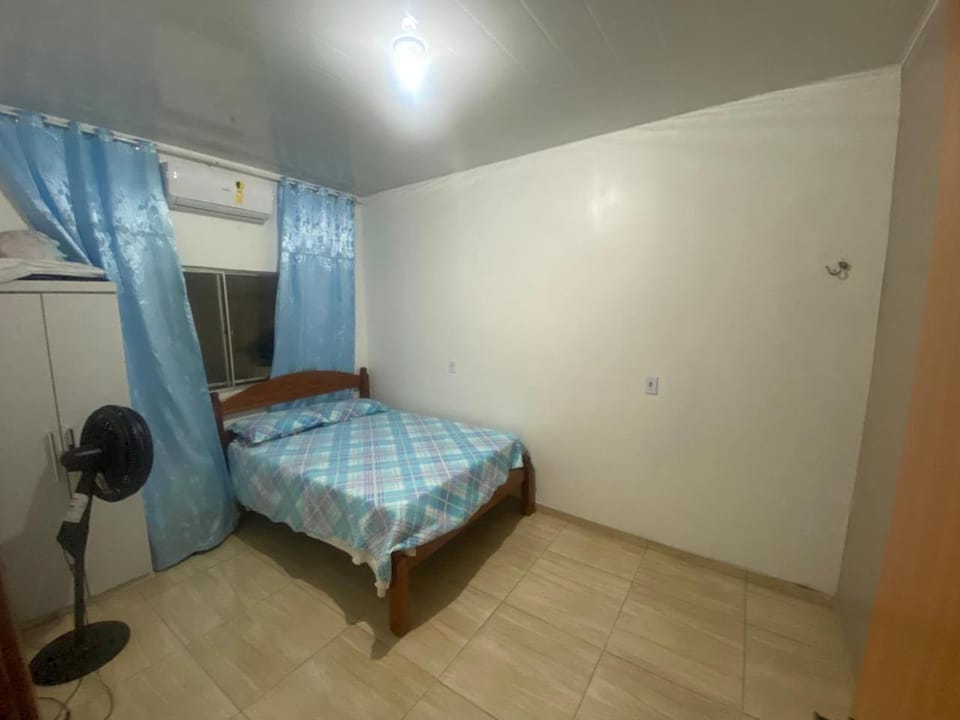 Casa Completa e Aconchegante com 2 Cômodos - terá duas pessoas na casa House in Belém