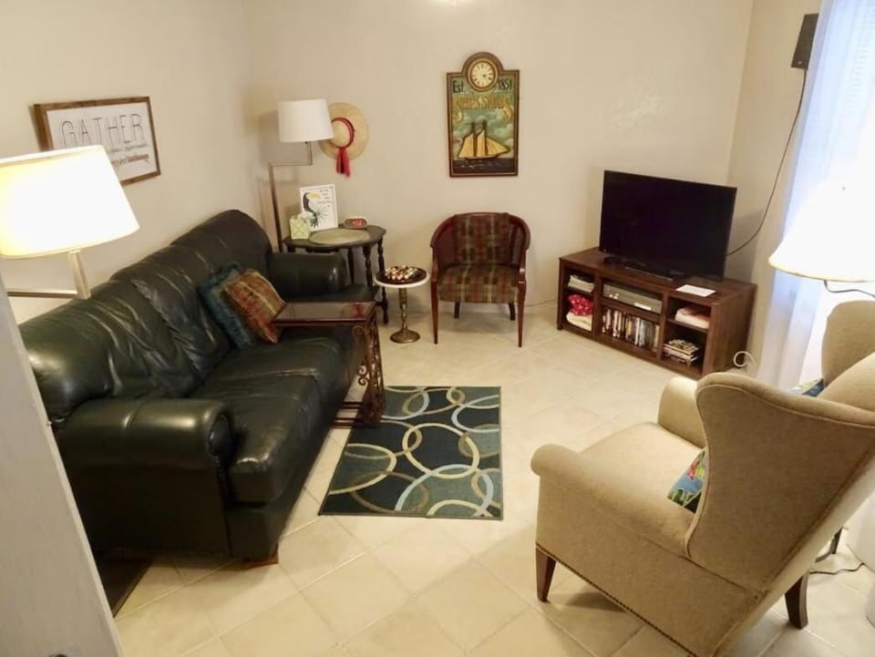 Historic Galveston Beach Cottage House in Galveston Island