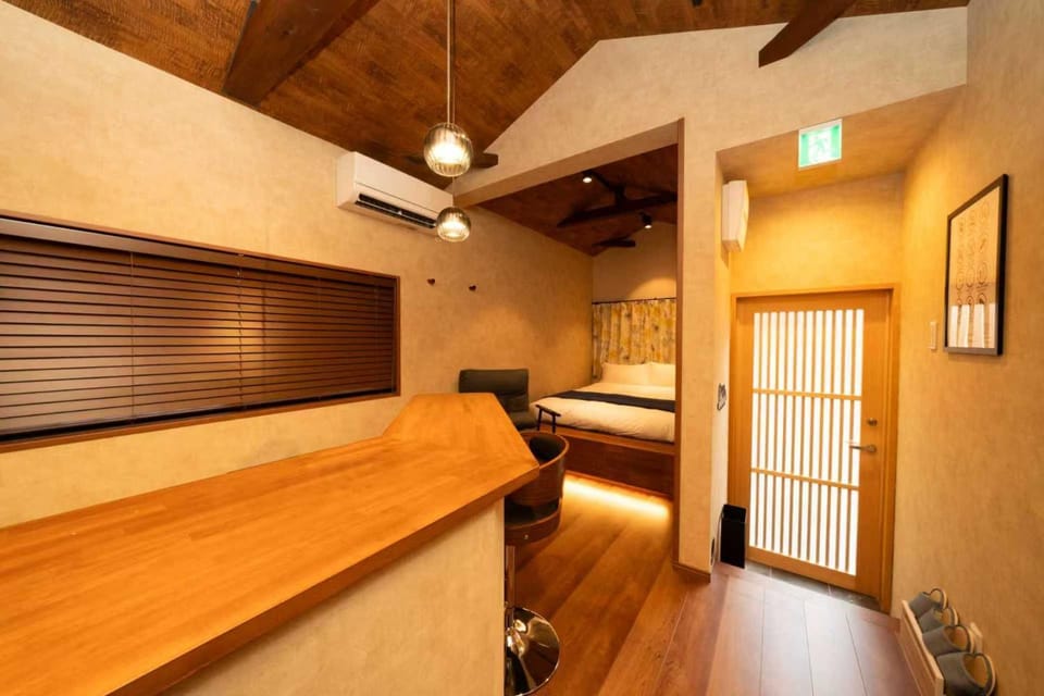Bed, Bedroom, air conditioner