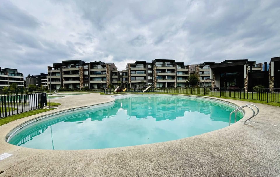 Urbano Costa Pucon - BBQ Laundry Parking Pool Wifi Apartment in Pucon