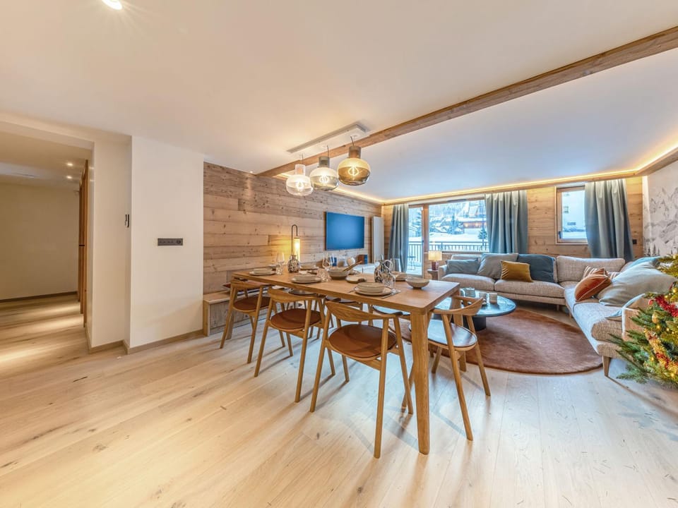 Appartement de standing avec piscine, sauna et hammam à Val-d'Isère - FR-1-694-424 Apartment in Val dIsere