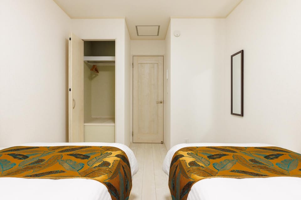 Bed, Bedroom, air conditioner