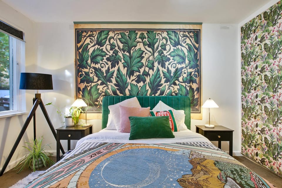 Bed, Decorative detail, Bedroom