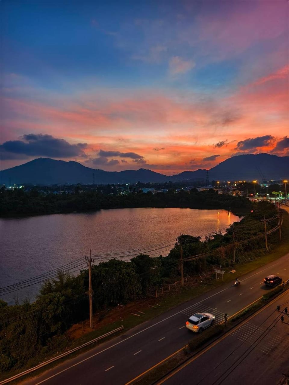 Neighbourhood, Natural landscape, Lake view, Sunset