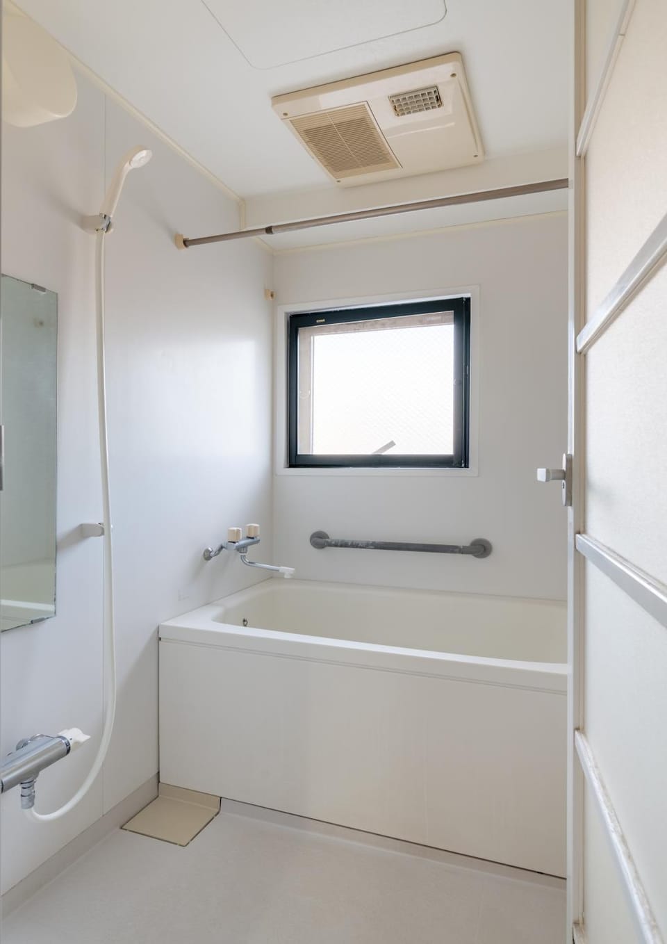 Bathroom, Bath