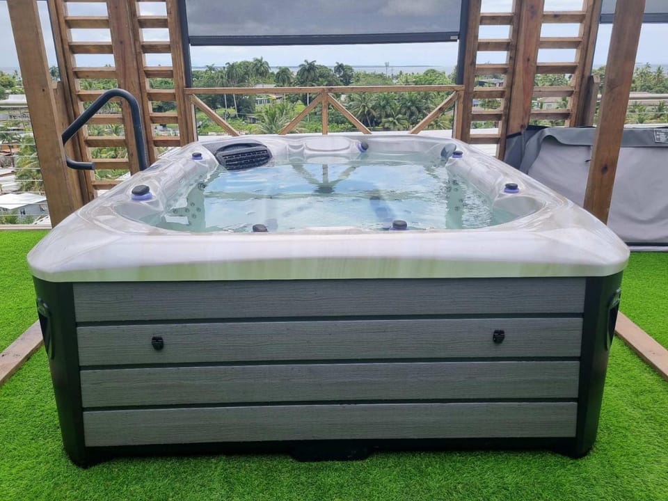 Hot Tub