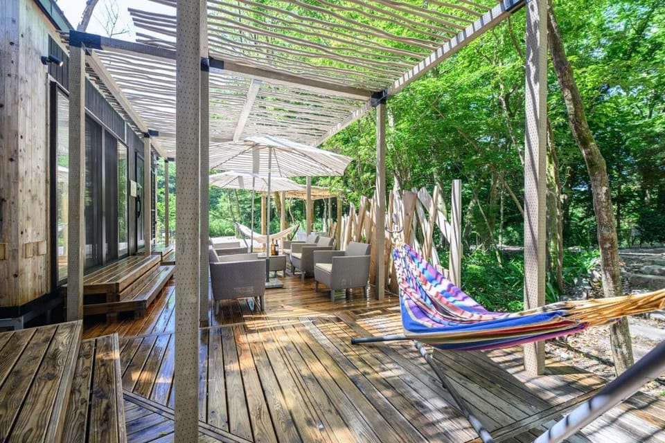 Day, Natural landscape, Balcony/Terrace