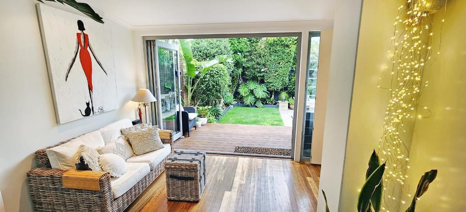 Patio, Garden, Balcony/Terrace, Living room, Seating area, Garden view