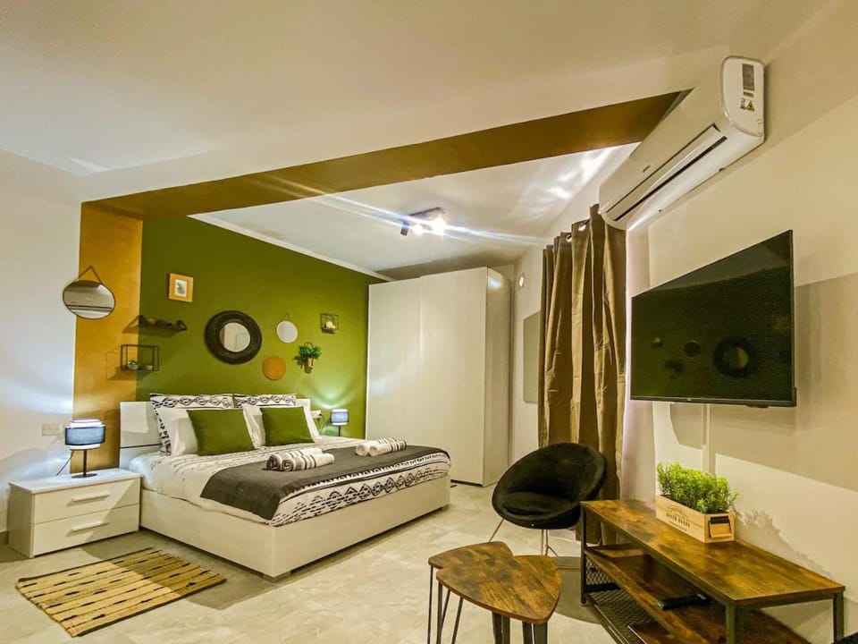 Urban Studio Apartment in Gzira Apartment in Sliema