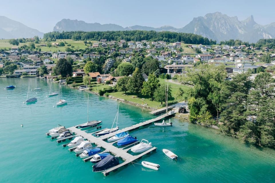 Nearby landmark, Day, Natural landscape, Activities, Bird's eye view, Lake view