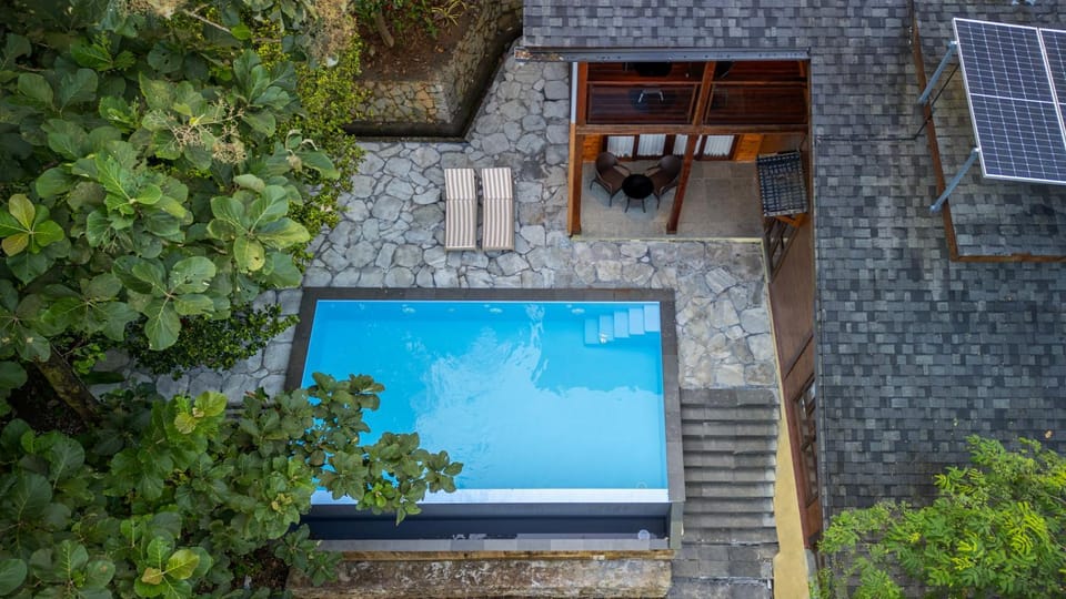 Pool view, Swimming pool