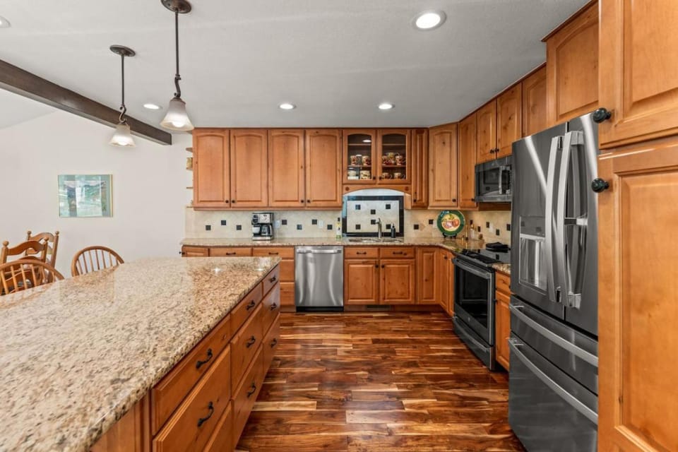 The Alpine Lodge 4BR on Eagle Vail Golf Course House in Eagle County