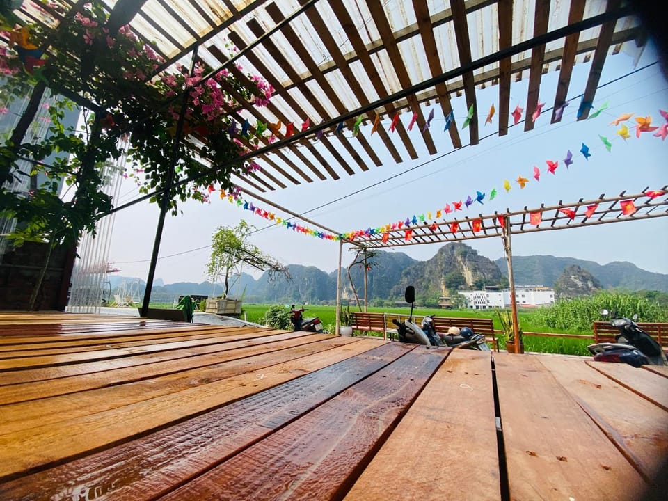 Tam Coc Big J hostel Hotel in Laos
