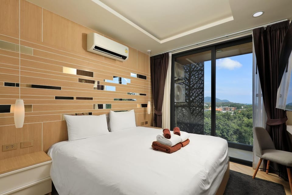 Bed, View (from property/room), Bedroom, towels, air conditioner