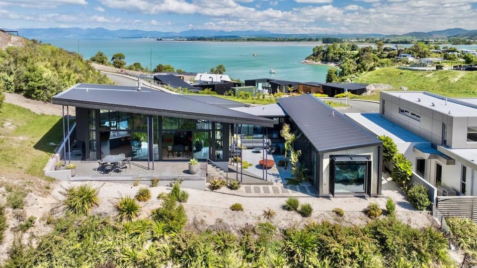 Kaiteri Sands Retreat House in Tasman District, Tasman, New Zealand