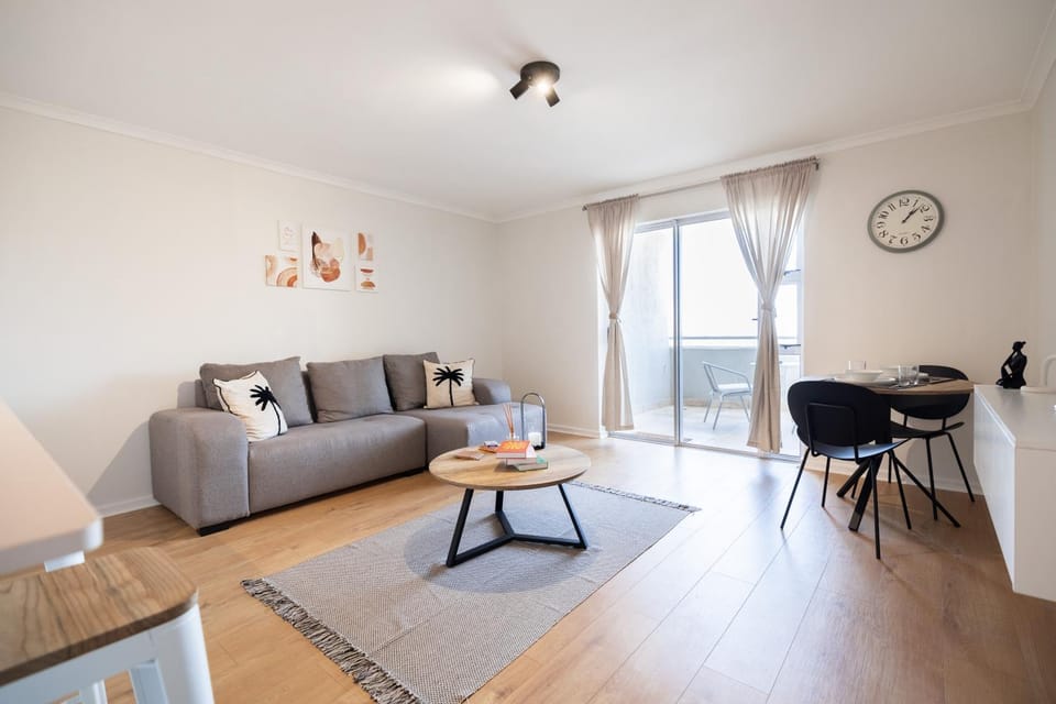 Cozy Apartment Near The Old Biscuit Mill Apartment in Cape Town