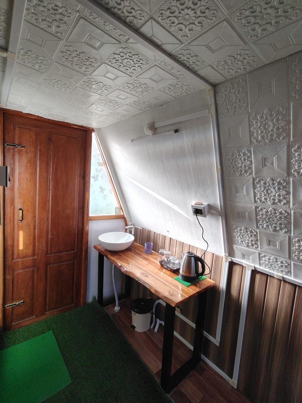 Sikhri Kaziranga Homestay Nature lodge in India