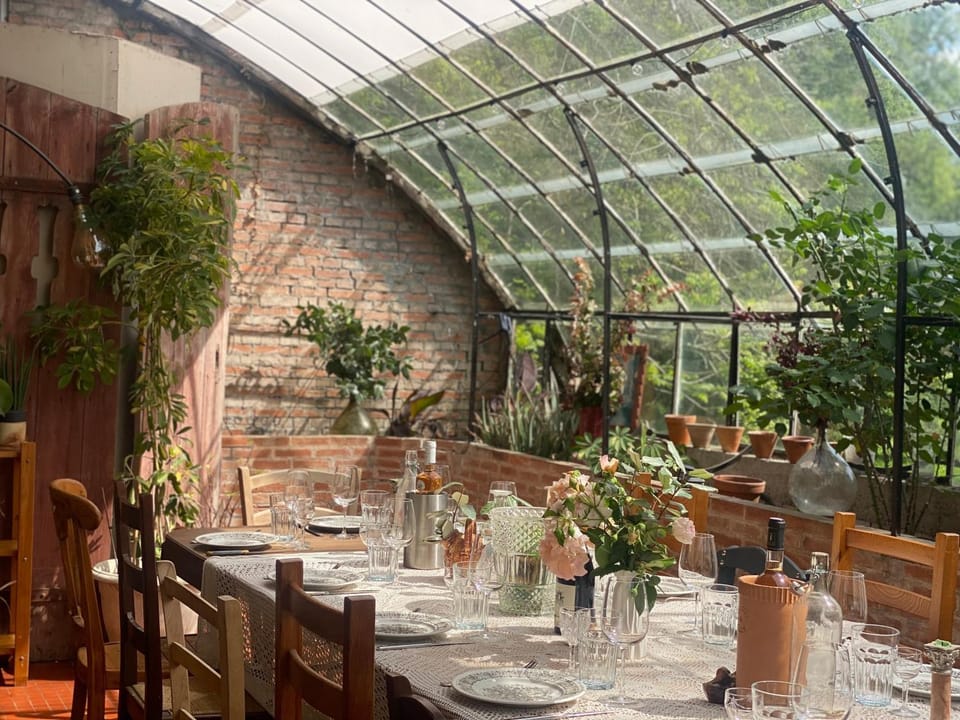 Spring, Banquet/Function facilities
