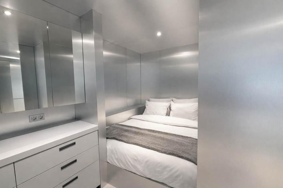 Modern Design Apartment Prime Location Kortrijk Apartment in Hauts-de-France