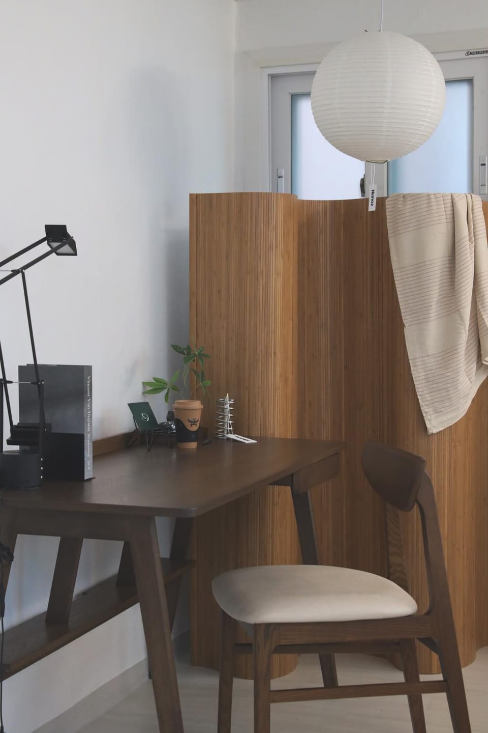 Seating area, Bedroom