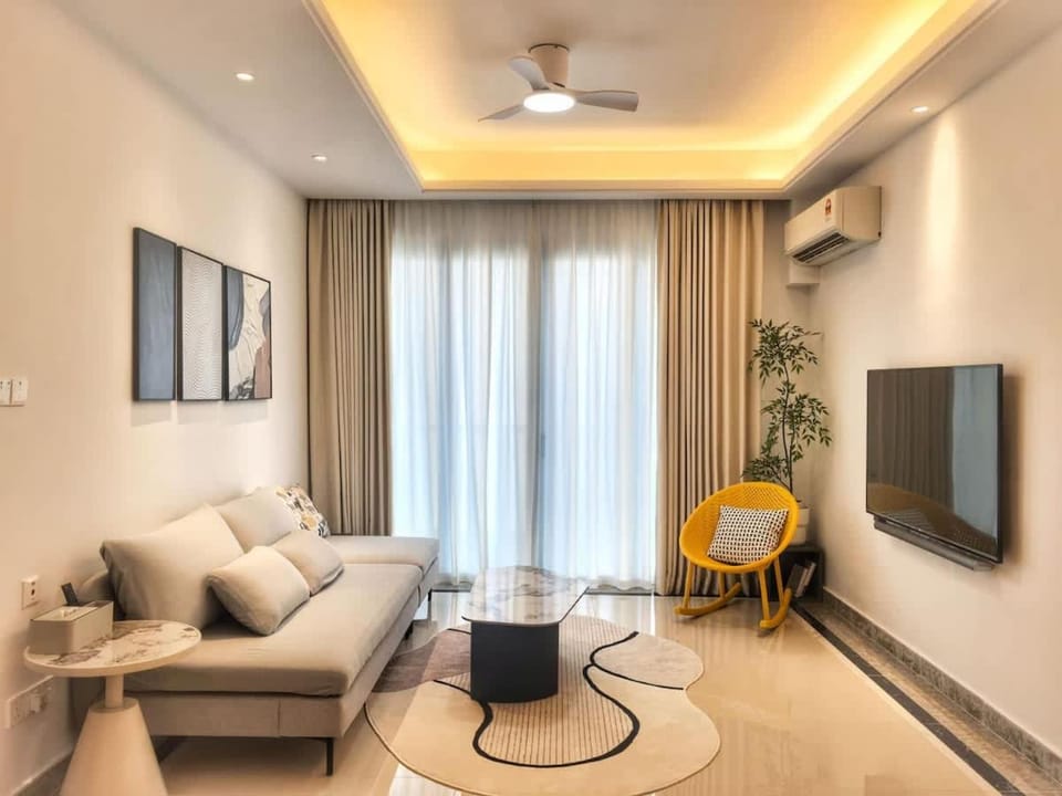 R&F Princess Cove 2BR Sea View JB-SG CIQ Modern Apartment in Johor Bahru