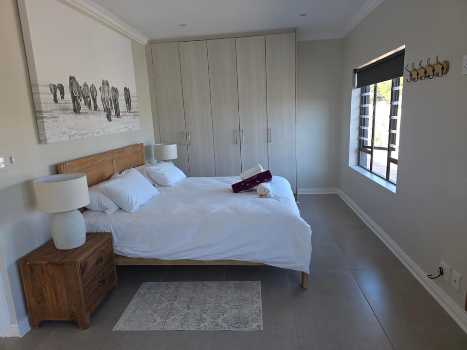 Dolphin Paradise Villa in Cape Town