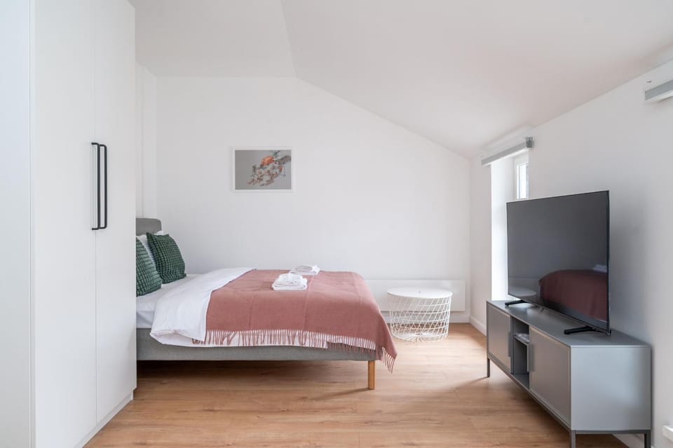 TV and multimedia, Bedroom