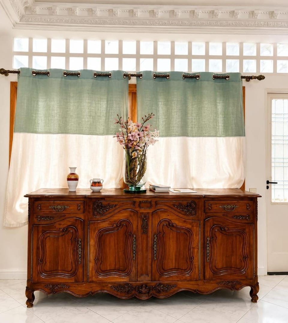 Lounge or bar